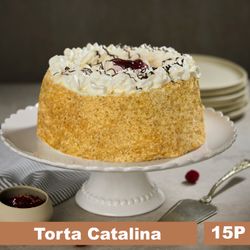 Torta Catalina: Bizcocho, Hoja, Crema, Frambuesas y Mermelada Frambuesas 15 Porciones